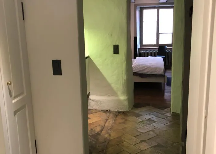 Good4yew Bed & Breakfast 3*