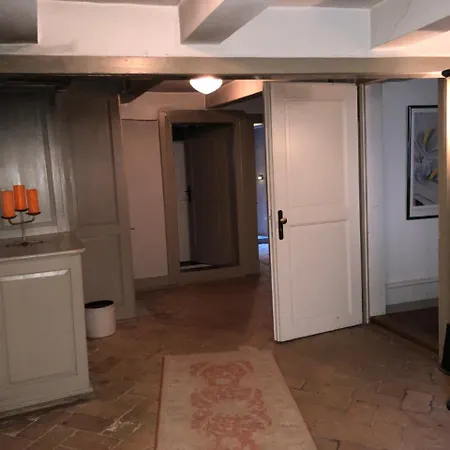Good4yew Bed & Breakfast 2*